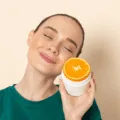 How To Use Vitamin C Serum For Glowing Skin